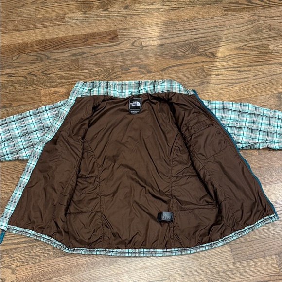 The North Face Women’s Medium Light Weight Plaid Puffer Jacket - Teal and Brown - Picture 12 of 13